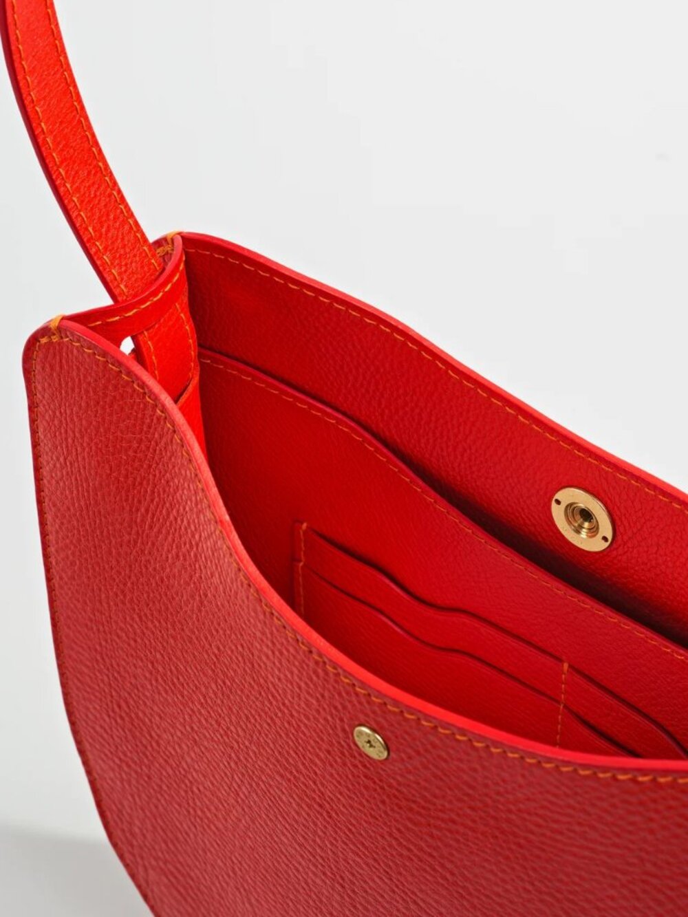 Lindquist Savoie Crossbody Bag in Persimmon - Picture 7 of 12